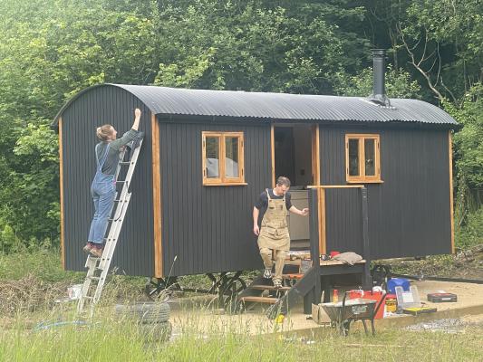 Adam & Karen putting finishing touches on Chiyo-ni